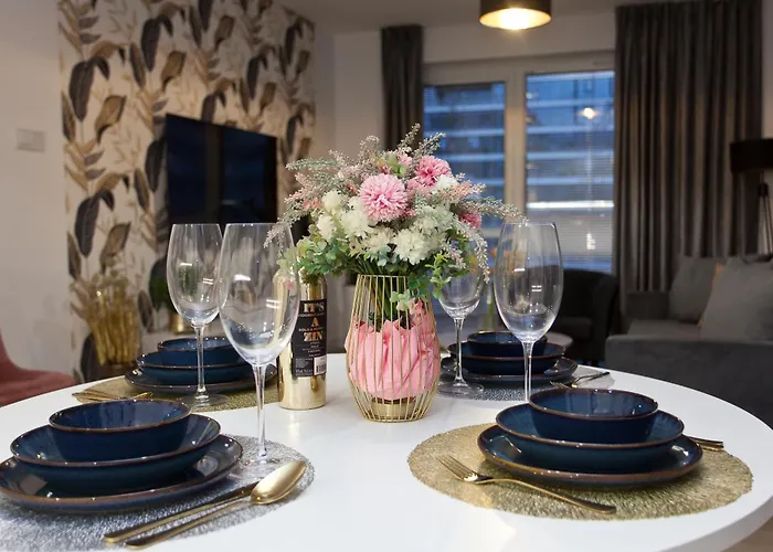 E012 Polanki Aqua 아파트